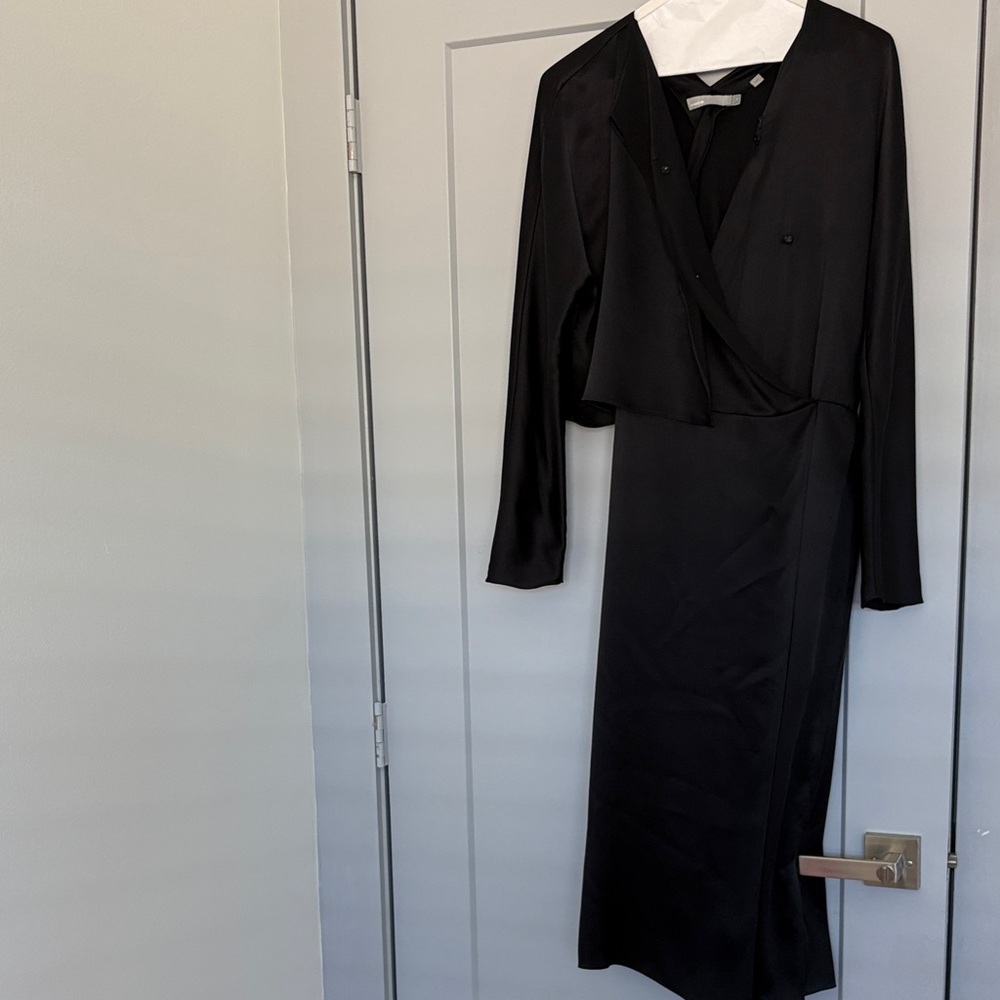 Vince Elegant Black Long Sleeve Dress
